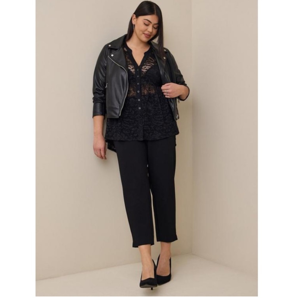 TORRID NWT BABYDOLL SHEER LACE BUTTON DOWN TUNIC TOP - Picture 3 of 5